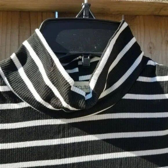 Black & White Small Long Top by Love Culture Juniors Striped Mock Turtle Neck - Picture 10 of 11